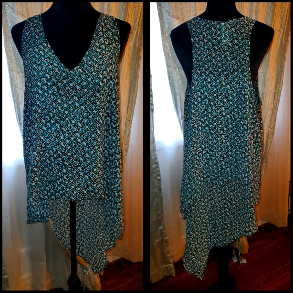 Vneck tank blouse